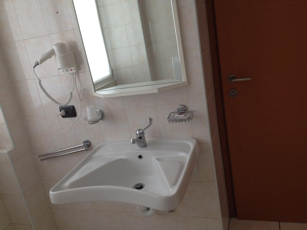 Hotel Belforte Varese Exterior photo