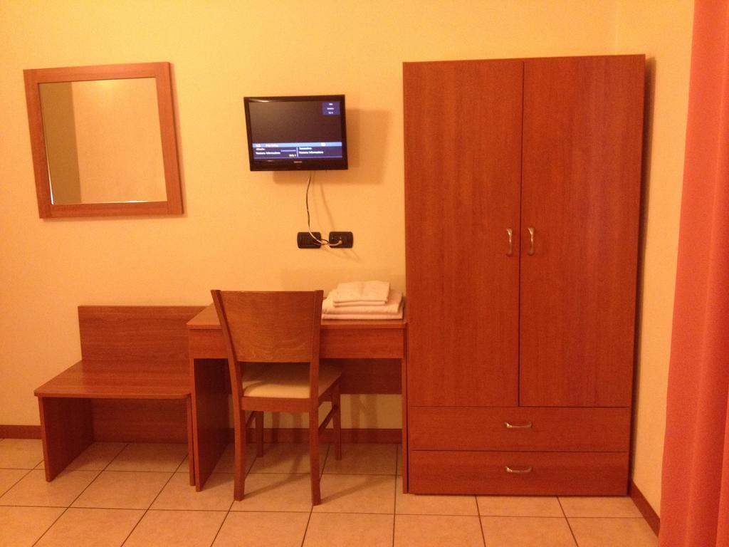 Hotel Belforte Varese Exterior photo